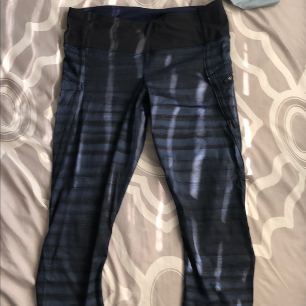 Lululemon crop leggings